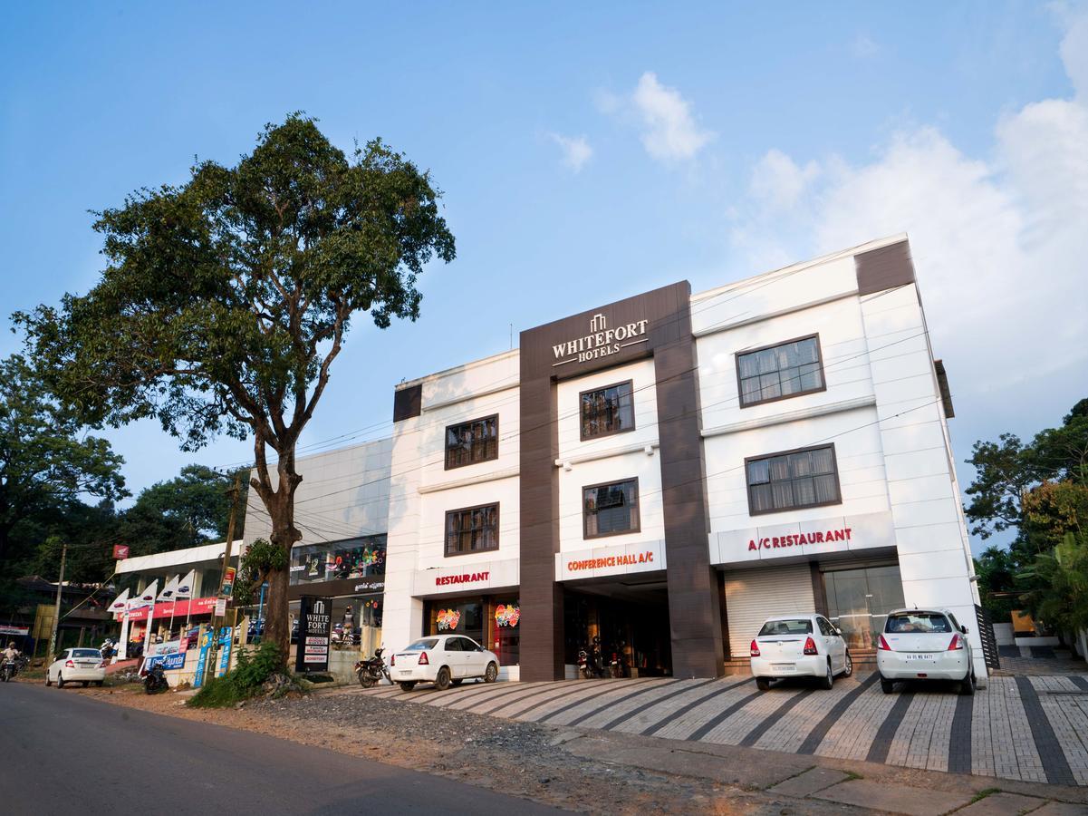 Oyo 9404 Hotel White Fort Mananthavady Extérieur photo