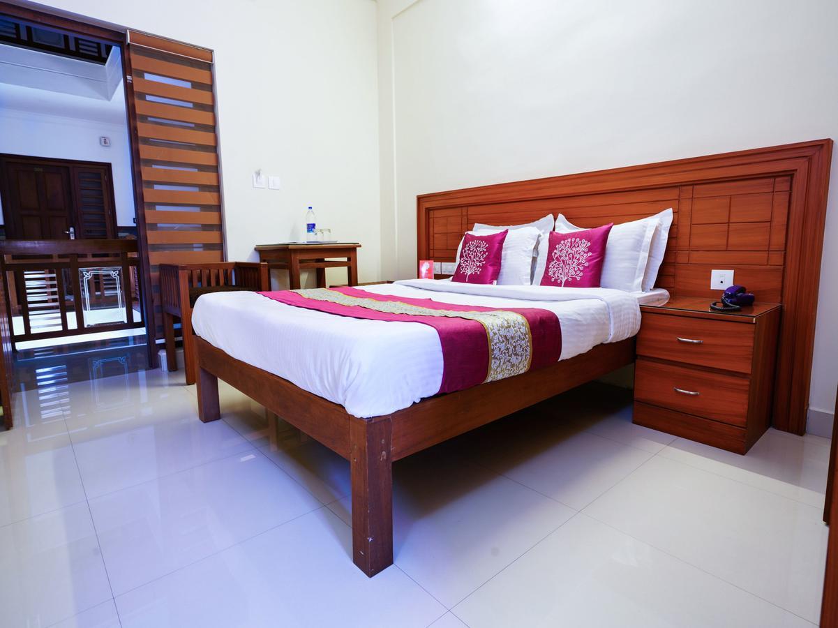 Oyo 9404 Hotel White Fort Mananthavady Extérieur photo